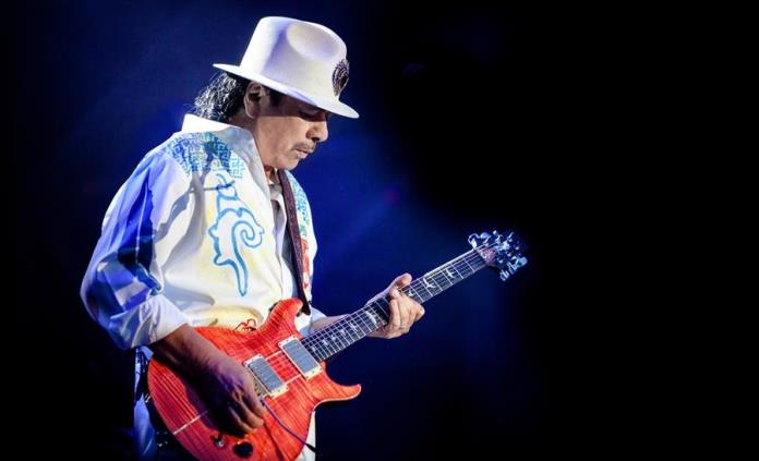 Santana sube al escenario en N. York tras el estreno de un documental sobre su trayectoria