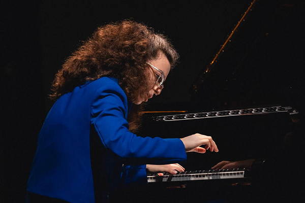 Marie-Ange Nguci: La nueva estrella mundial del piano brillará en el Teatro Municipal de Lima
