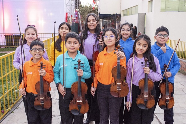 Juan Diego Flórez y Sinfonía por el Perú llevan a México  su modelo de transformación social a través de la música