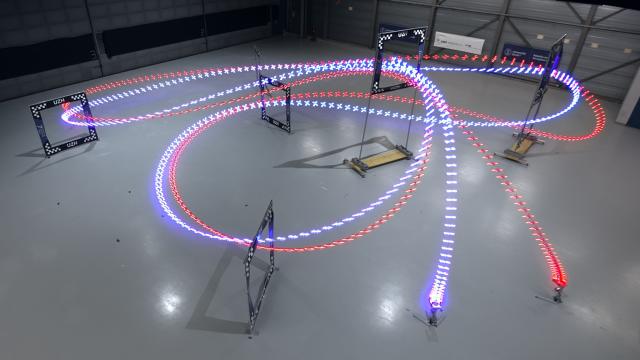 Una inteligencia artificial bate a los humanos en carreras de drones